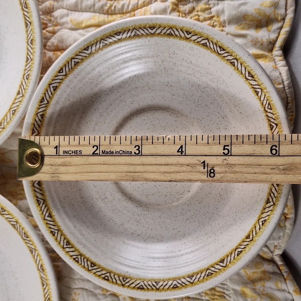 Lot of 5 Franciscan Hacienda Gold 6 1/2" Earthenware Bread / Dessert Plates USA - Picture 3 of 4